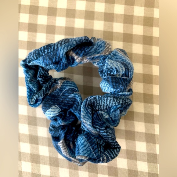 Set of 3 Scrunchies - Picture 2 of 4